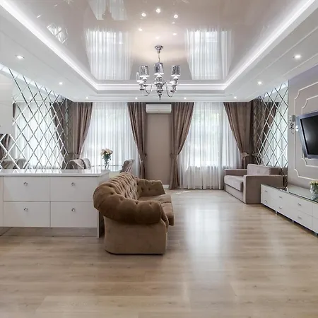 Royal Art-deco Апартаменты *