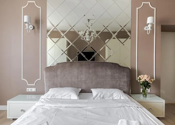 Royal Art-deco * リヴィウ